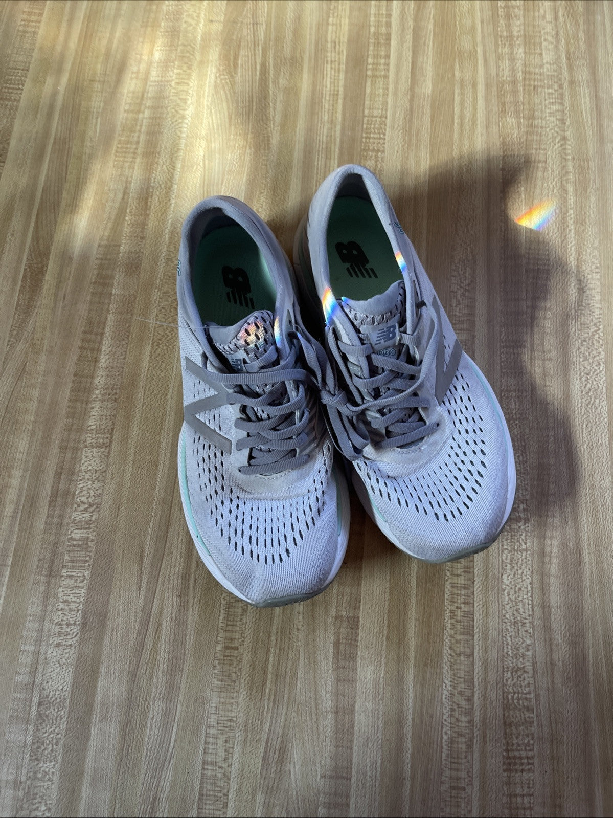 New Balance 860 Size 8.5 Wide