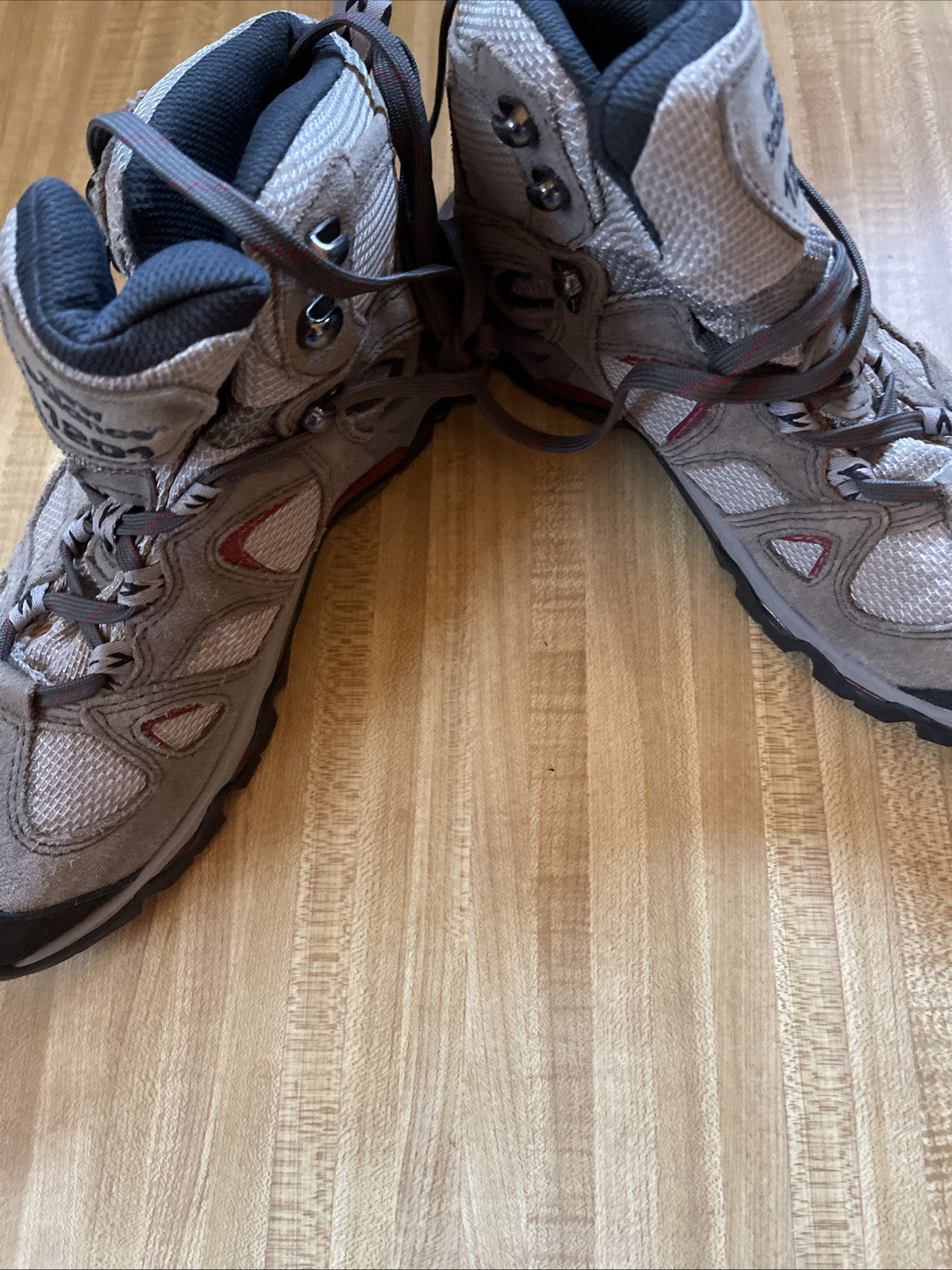 New Balance 1201 Hiking Boots 10
