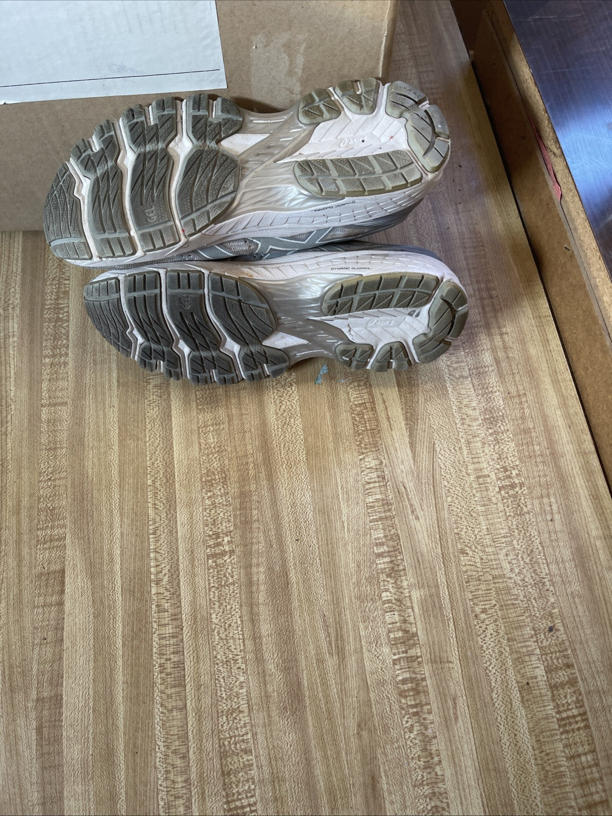 ASICS GT-2000 Size 7