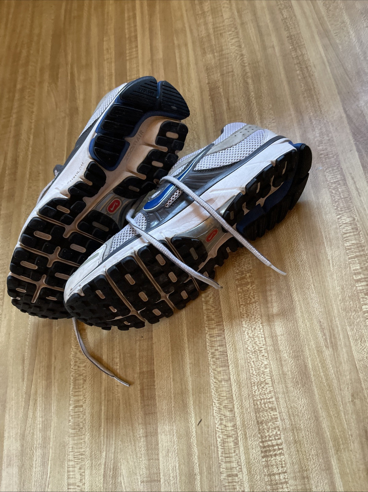 Nike Pegasus 27 Size 8