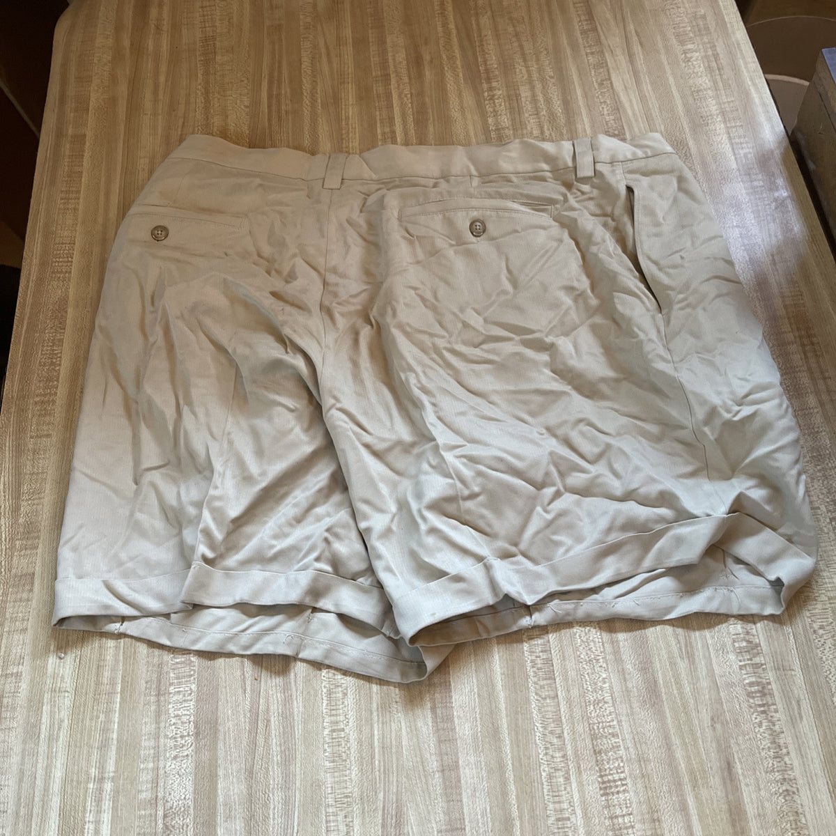Tommy Bahama Shorts 42
