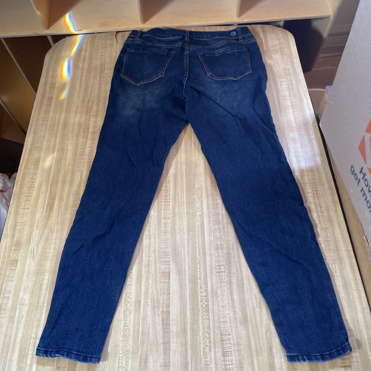 Kensie Jeans 6 Embroidered