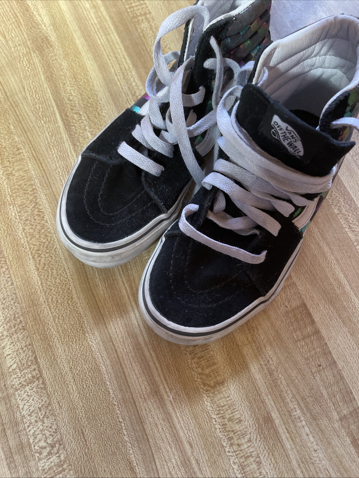 vans iridescent checkerboard Kids 1.5 High Tops 