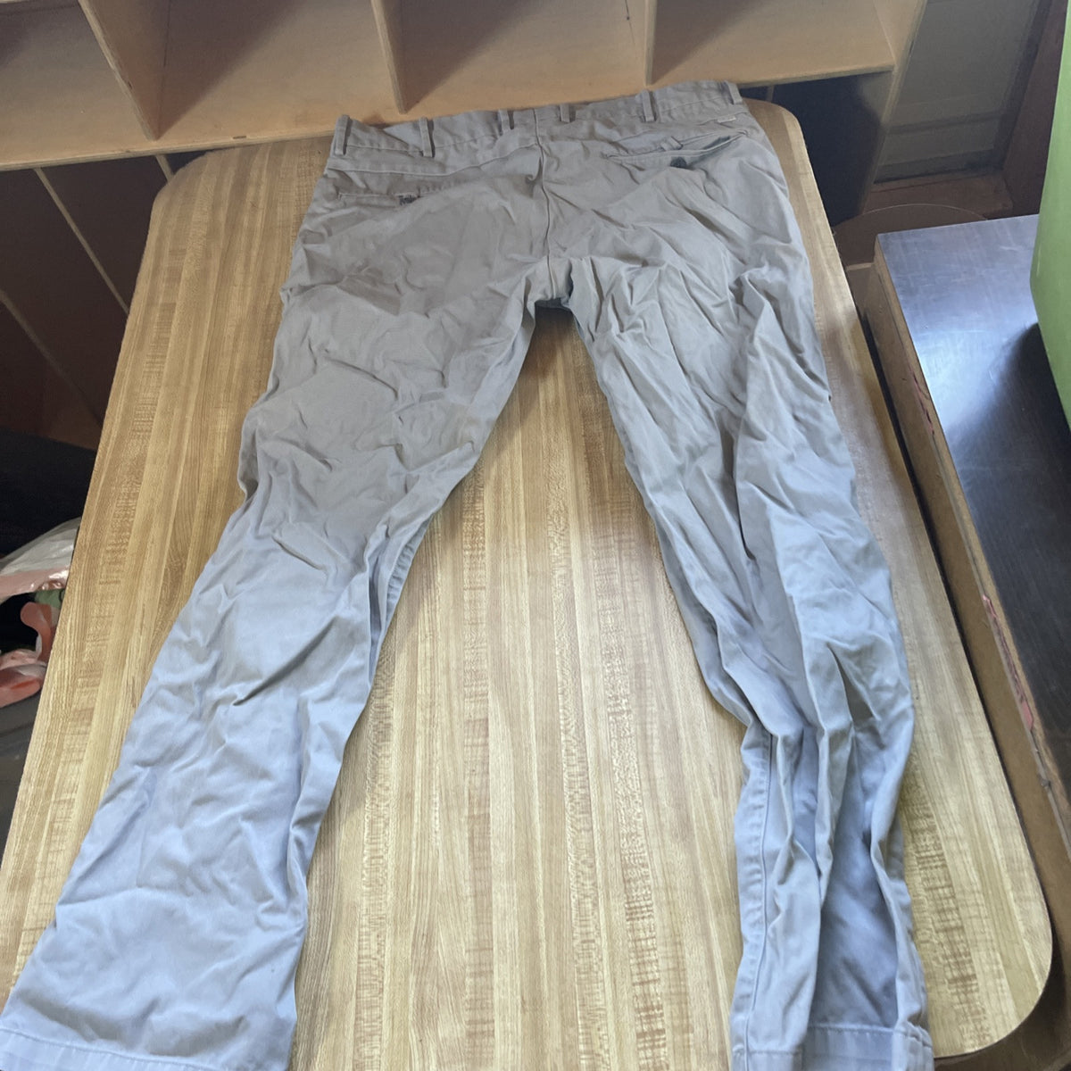 levis khaki pants 38x32