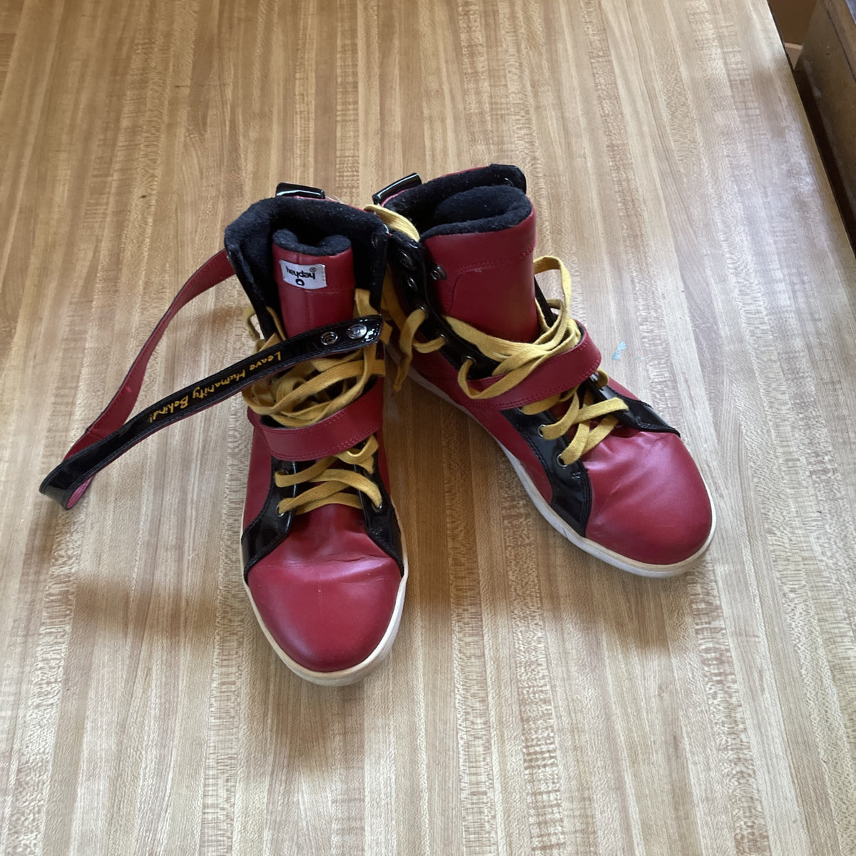 Heyday Mutant Leave Humanity Behind Sneakers Size 9 