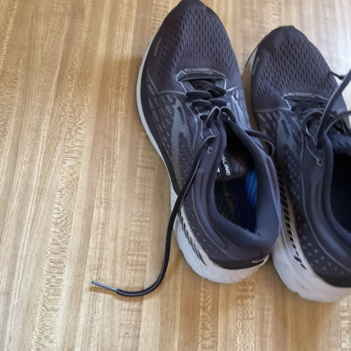 Brooks Adrenaline 21 8.5 EE