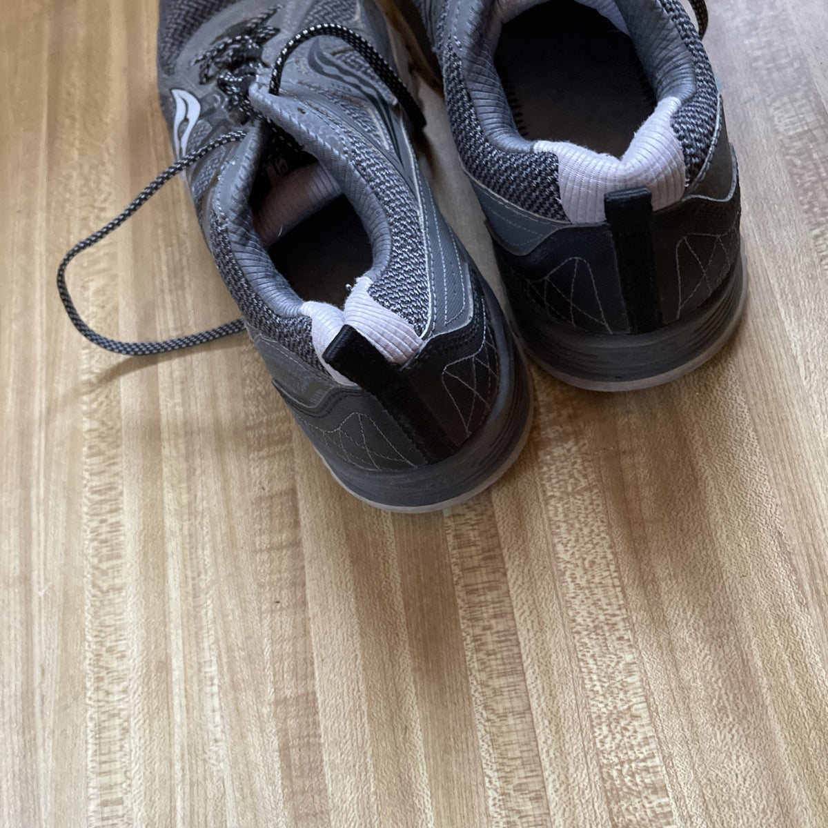 Saucony Grid Escape TR4 Size 10 No Insoles